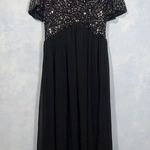 Black & Silver Sequins A Photo 0