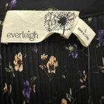 Everleigh  Black Floral Blouse Size Large Tie Neck Pleated Ruffle Bottom NWT Photo 2