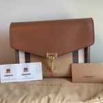 Burberry House Check Small Macken Crossbody Bag - Preowned Photo 13