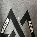 Urban Outfitters Undefeated Play Dirty T Shirt Gray Medium M Graphic Tee Cotton Short Sleeve Logo Photo 5