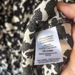 Terra & Sky  Black and White Patterned top 0x Photo 4