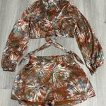 Luxxel Two-Piece Set Photo 0