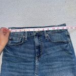 Levi's Levi’s Denizen Women’s Blue Denim Mini Jean Skirt Sz 26/3 Raw Hem Photo 3