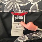 The North Face The North Face Capri Cargo Pants Black Mid Rise Hook & Loop Womens Sz 8 Outdoor Photo 5