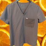 FIGS  Technical Collection Scrub Top Women's Size S Gray  V-Neck Pocket Photo 1