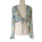 Molly green Frilled Floral Tie Front Cropped Top Photo 2