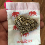 Stella & Dot large, flower detail hollow brass heart Photo 0