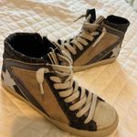 Boutique Shu Shop  Sneakers Photo 0