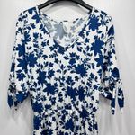 Acting Pro Navy and White Floral Knit V Neck Short Sleeve Dress by Size 1X Photo 1