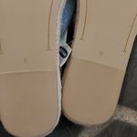 Old Navy  Sandals SIZE 8 Photo 3