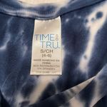 Time & Tru size small blue tie dye tied at front hem short sleeve T Photo 5