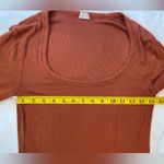 Wilfred Aritzia,  Free, Long‎ Sleeve scoop neck tee, ribbed, rust color, size M Photo 2