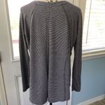 Tommy Hilfiger BB🔥 Women's Pullover Top Photo 2