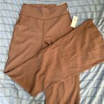 Old Navy  Flare Leggings Photo 0
