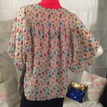 Free Hug oversized Nude Floral Cropped Cardigan Size undefined Photo 1