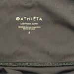 Athleta  Lightning Capri Pants Womens S Black Yoga‎ Stash Pockets Legging Stretch Photo 3