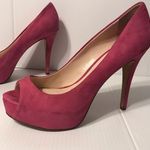 barney's new york BARNEY’S NEW YORK magenta suede platform pump heels peep toe size 8 1/2 Photo 2