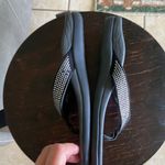 Vionic Bionic Black Flip Flop with white stones & cloth tongue size 8 Photo 3
