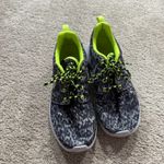 Nike  Roshe Run Gray Camo w/ Neon Green Sneakers Women's Size 7.5 Running Shoes Photo 1