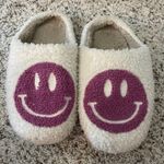 Altar'd State Altar’d State Smiley Slippers Photo 0