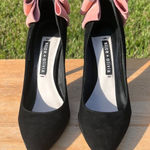 Alice + Olivia  Black Velvet Pink Bow Stiletto Pumps Size 37 / US 6.5 Photo 0