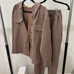 Brown Button Photo 0