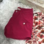 ⬇️ 2/$25 Listing Photo 1