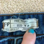 Free People ⭐️  distressed knee blue jeans in size 26 Photo 4