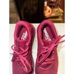 Under Armour  Womens UA Slingride 2 Running Shoes Size 8 Berry & White Photo 3