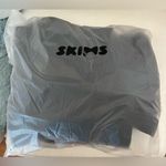 SKIMS  NWT Boyfriend Fleece Trench Coat Onyx Size S Oversized Photo 15