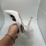 Badgley Mischka  Kinsley Pointed Toe Bridal Shoes with Bows white silk SZ 9 NWOB Photo 9