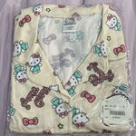 Hello Kitty  Bows  Two Piece Pajama Set in Size Large NWT Photo 3
