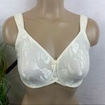 Wacoal  Ivory Awareness Underwire Unlined Bra 32DD Photo 0