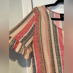 W5  Ribbed Short Sleeve Cream Short Ruffle Sleeve Wooden Button Blouse Size M Photo 3