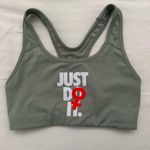 Nike  Sports Bra in Green size Small woman symbol Photo 0