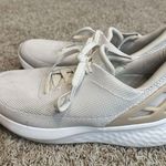 Kizik Men's 8.5 Wide Women's 10 Wide Athens Light Knit Sneakers In White Creme Photo 1