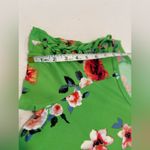 New York Laundry  L Bright Green Floral Braided Sleeve Lightweight Loose Fit Top. Photo 4