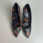 Nine West  Garisono black floral pointed toe high heels size 7 1/2 Photo 1