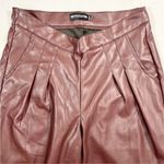 Pretty Little Thing  Women’s Faux Leather Pleated Trendy Cropped Trousers‎ Size 10 Photo 2