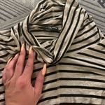 Cha Cha  vente large Creme stripe title neck blouse Photo 3