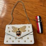 NEW pearl & bee crossbody shoulder bag Photo 0