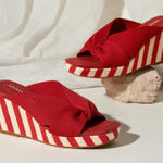 Vivaia Laura square Photo 0