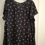 Torrid  Sz 4 Black and Pink Bow Patterned Women's Top Photo 3