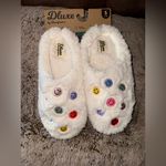 Dearfoams  Women's Slippers with Colorful Accents Photo 1