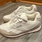 Reebok White And Tan Tennis Shoes Photo 0