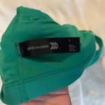 Target Cross back sports bra tank crop Photo 1