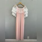 Vintage Miss Elaine Nightgown and Robe Set Size Small Tiered Lace Ruffles 1960's White Photo 11