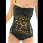 Robin Piccone  Black Swimsuit size 6 Photo 2