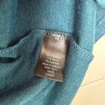 Vera Wang Simply Vera  Women’s Medium Blue Patterned Longsleeve Top Photo 2