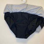 Lululemon Hotty Hot Low Rise Active Short II 2.5” Lined Lace Starlight Black 8 Photo 11